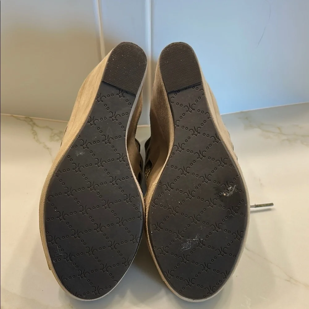 Johnston & Murphy elegant taupe